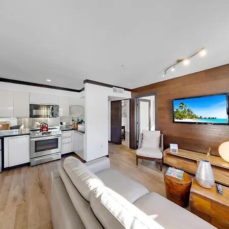 The Shoreline Suites